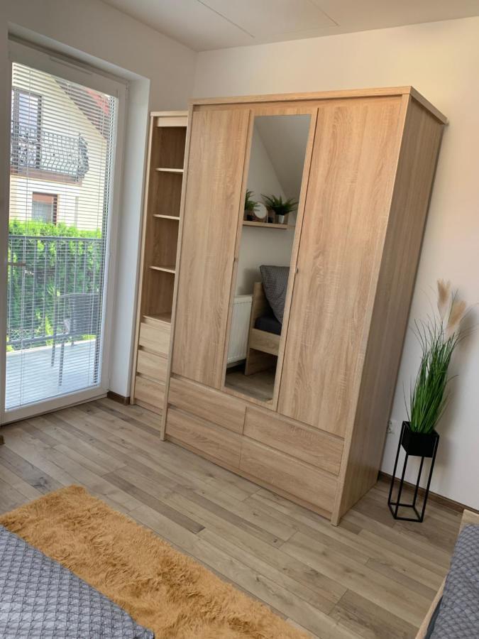 Cozy 2-Bedroom Vacation Apartment With Entire Top Floor Gaj  Екстериор снимка